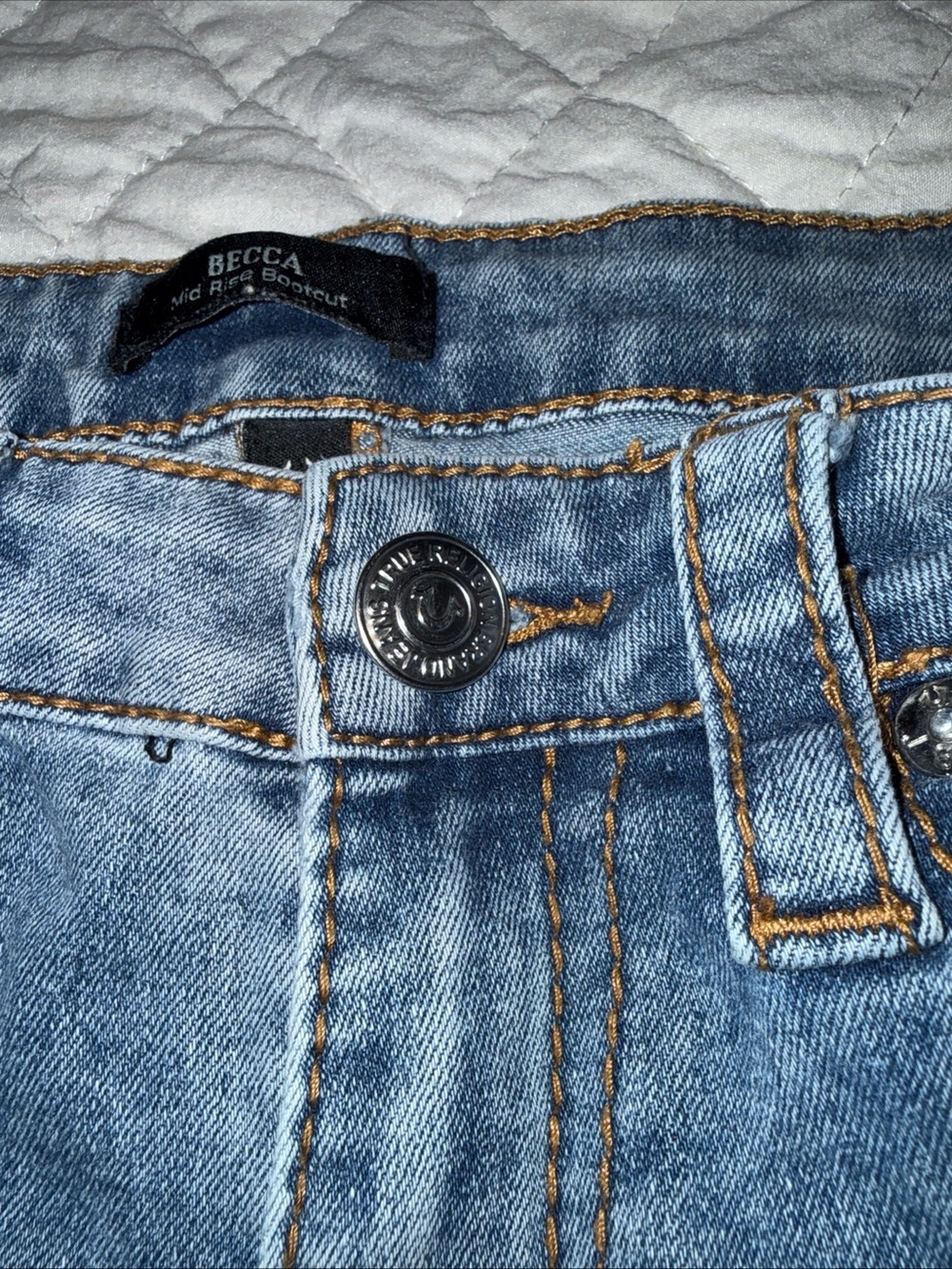 True Religion Jeans Womens 29/31.5” Bootcut Becca Mid Rise Denim Medium Wash - Picture 4 of 7